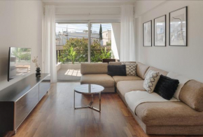 Phaedrus Living Evergreen City Flat